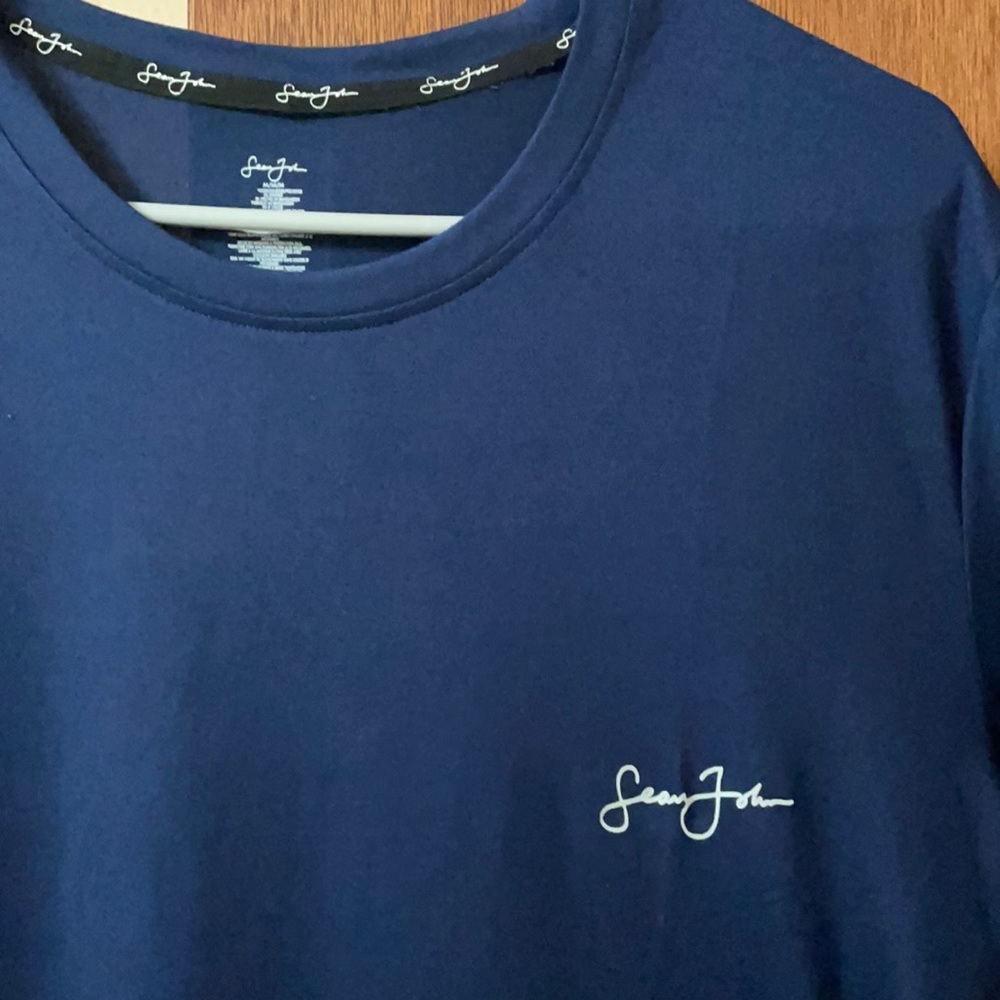 Sean John shirt Navy!